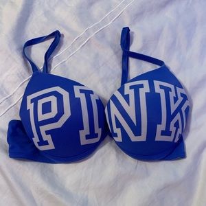 VS pink bra
